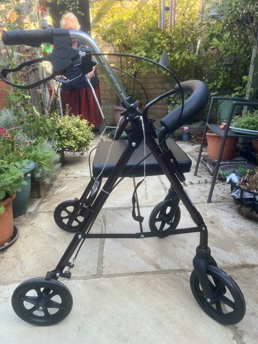 Wheel rollator walker - rollator,