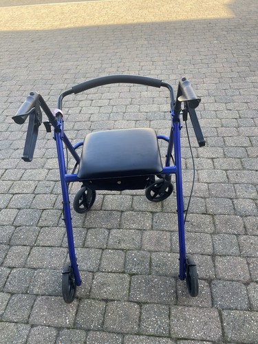 Blue black wheel - blue/black, rollator